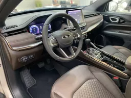Jeep Commander