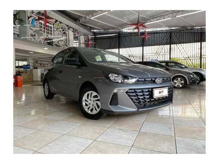 Hyundai HB20 Cinza 16