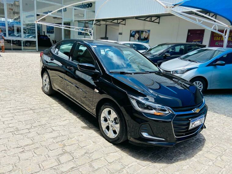 Chevrolet Onix Preto 4