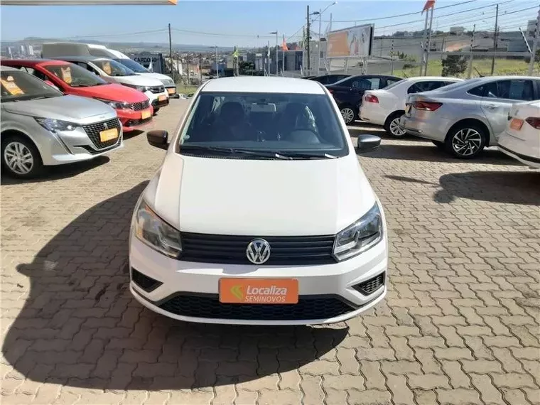 Volkswagen Voyage Branco 9