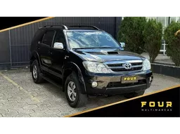 Toyota Hilux SW4