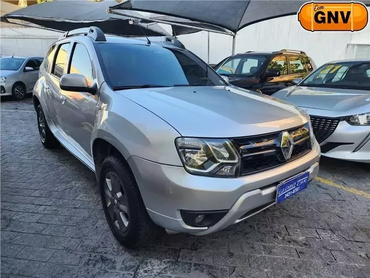 Renault Duster Prata 1