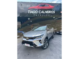 Toyota Hilux SW4