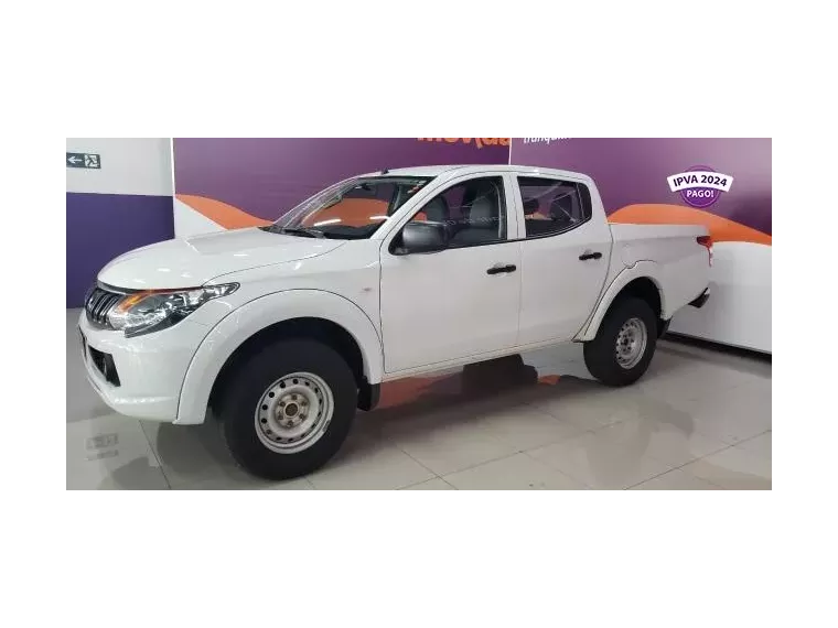 Mitsubishi L200 Branco 7