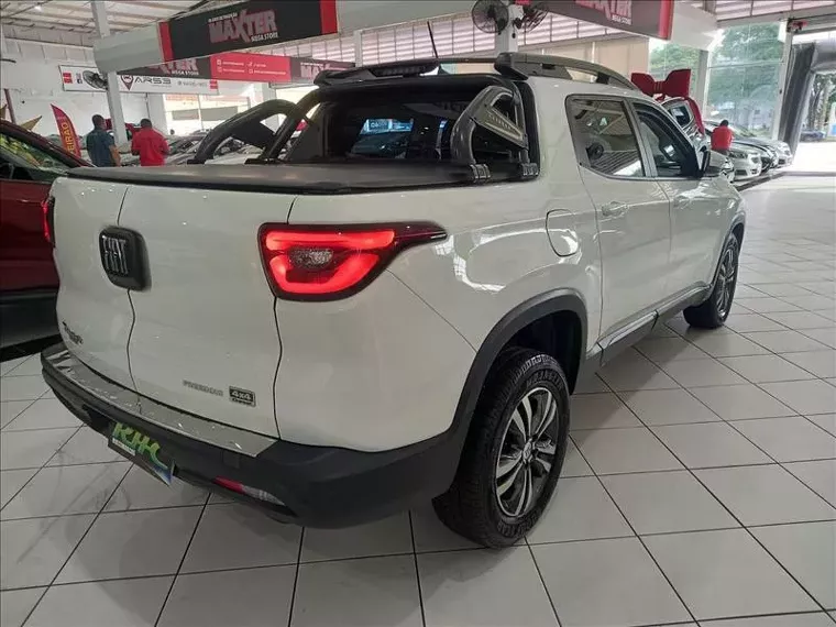 Fiat Toro Branco 2