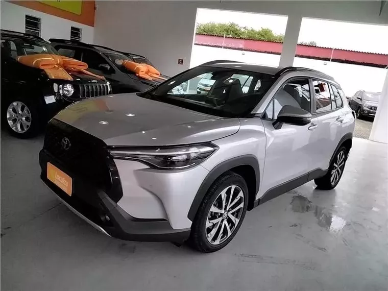 Toyota Corolla Cross Prata 7