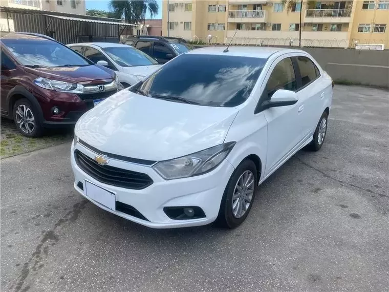 Chevrolet Prisma Branco 5