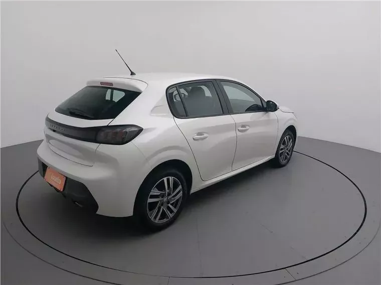 Peugeot 208 Branco 2