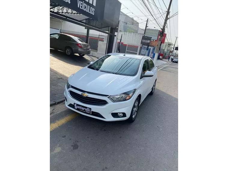 Chevrolet Prisma Branco 6