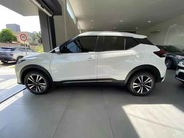 Nissan Kicks Branco 9