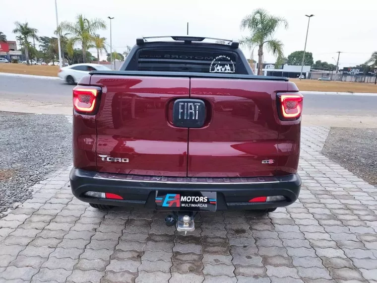 Fiat Toro Vermelho 1