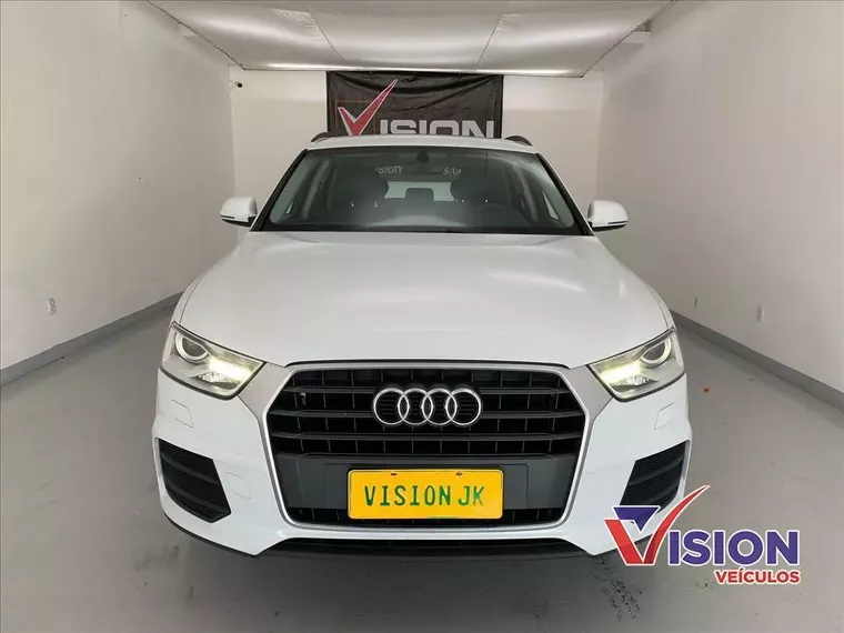 Audi Q3 Branco 14