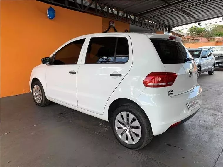 Volkswagen Fox Branco 2