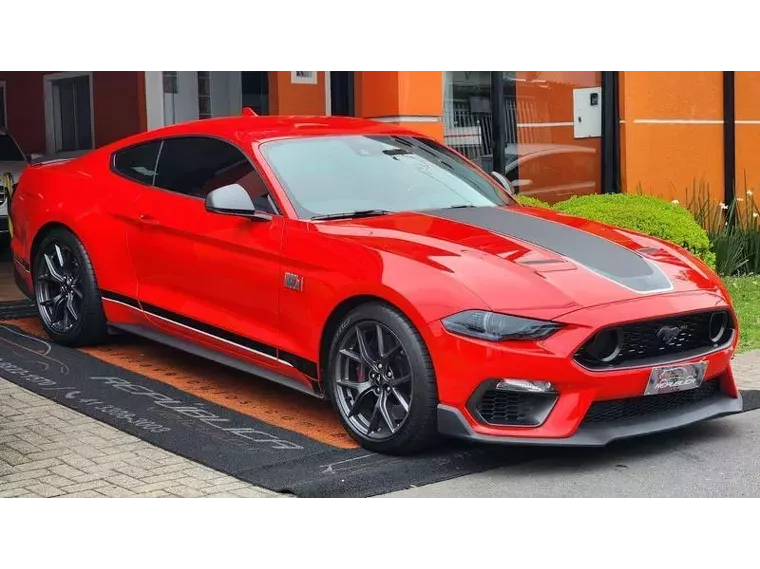 Ford Mustang Vermelho 1