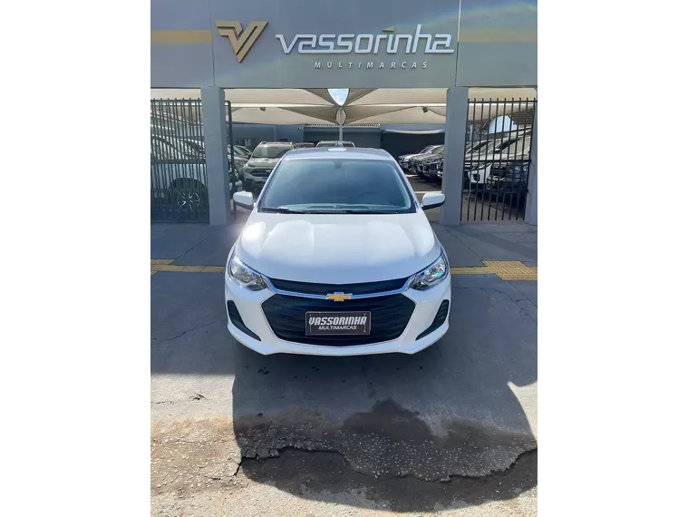 Chevrolet Onix Branco 5