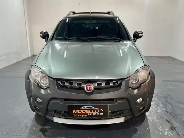 Fiat Strada Cinza 2