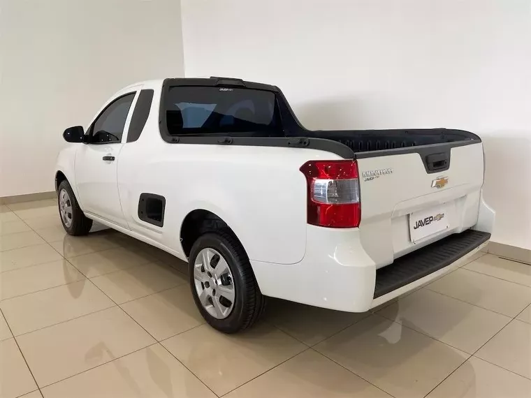 Chevrolet Montana Branco 12