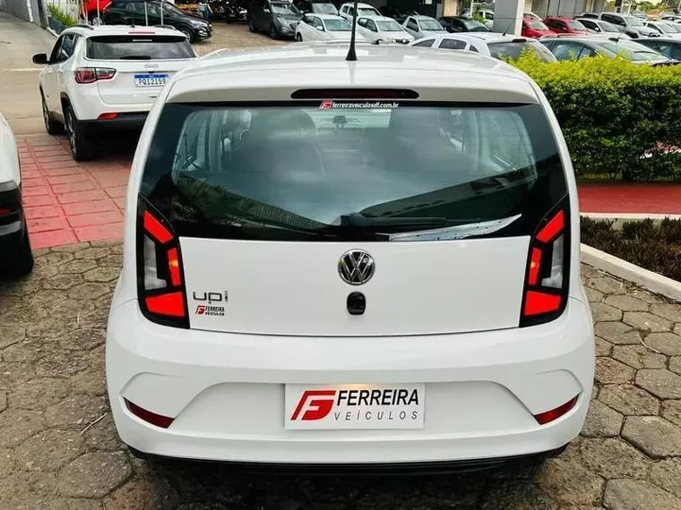 Volkswagen UP Branco 13