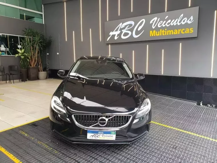 Volvo V40 Preto 8