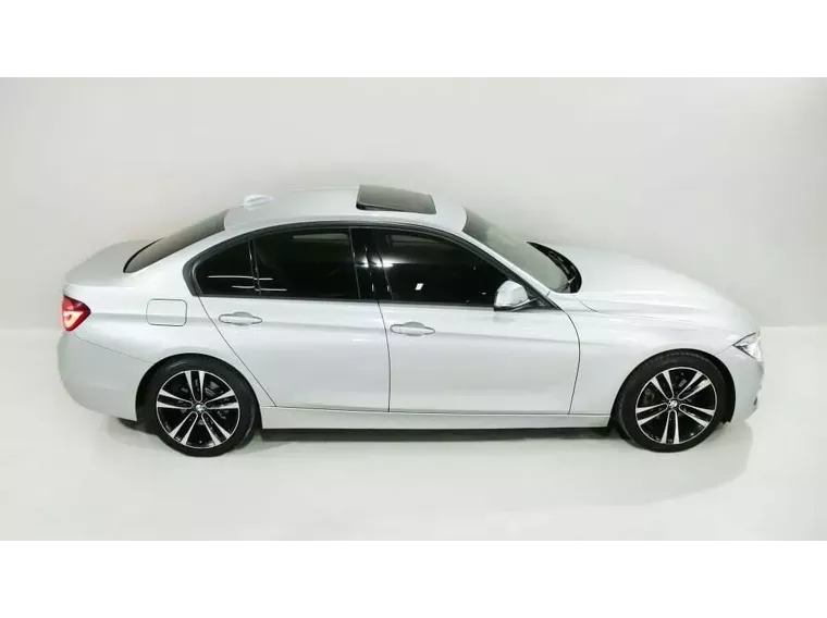 BMW 320i Prata 14