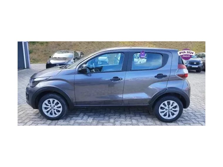 Fiat Mobi Cinza 1