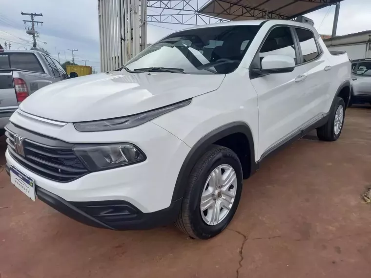 Fiat Toro Branco 4