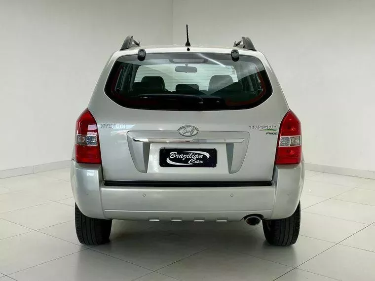 Hyundai Tucson Prata 6