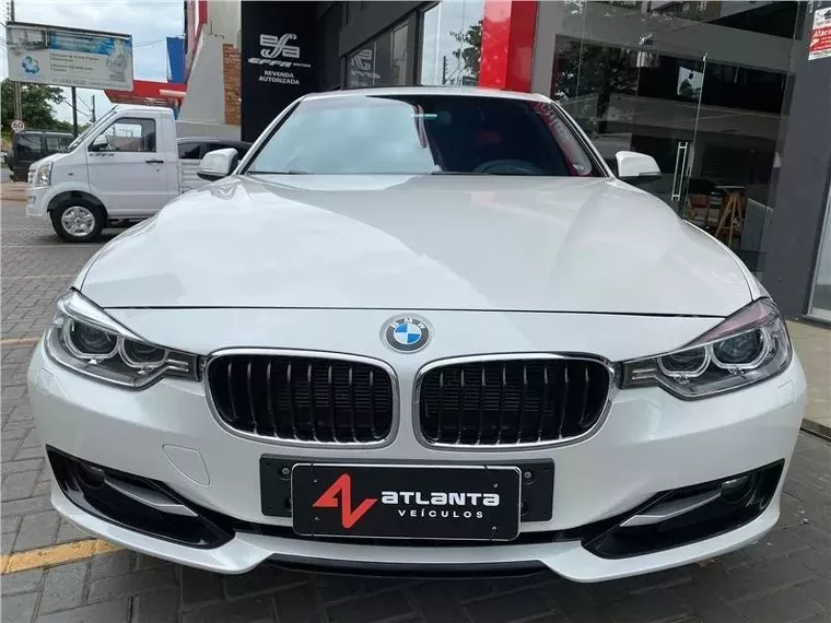 BMW 328i Branco 10