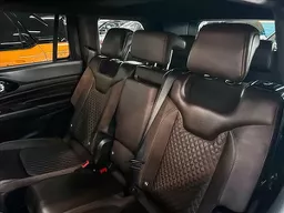 Jeep Commander