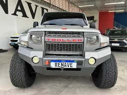 Troller T4