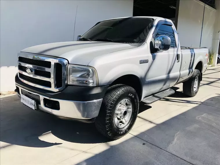 Ford F-250 Prata 2