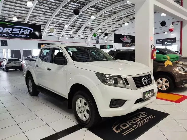 Nissan Frontier Branco 5