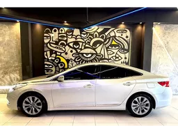 Hyundai Azera