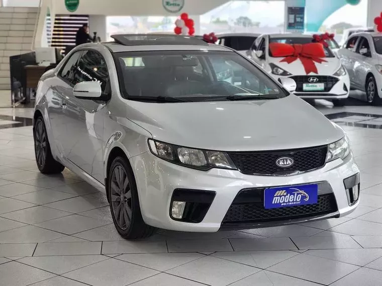 KIA Cerato Prata 14