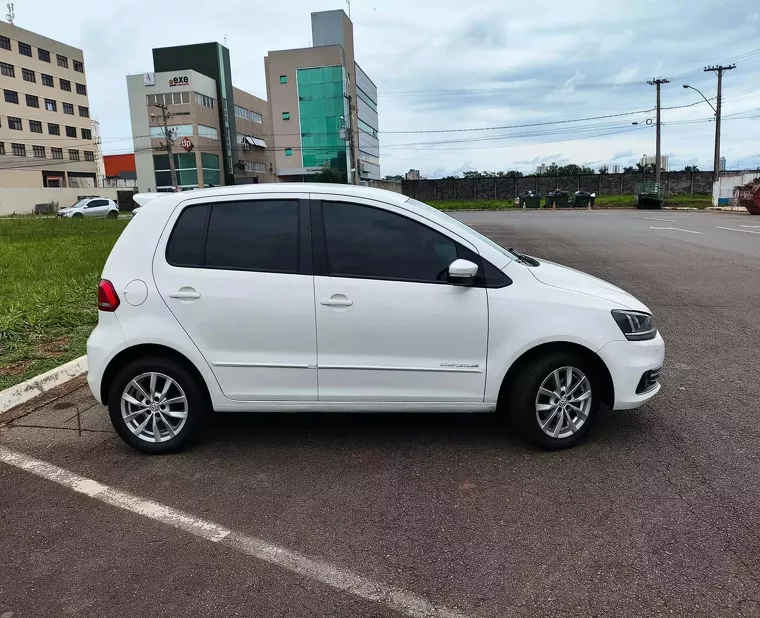 Volkswagen Fox Branco 10