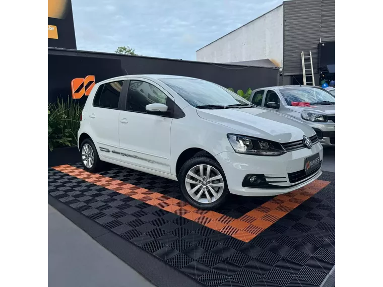 Volkswagen Fox Branco 9