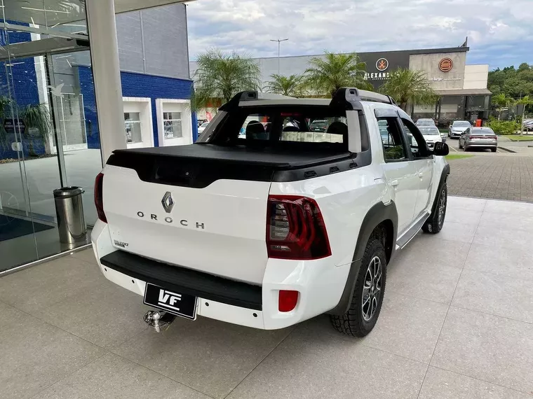 Renault Duster Oroch Branco 4