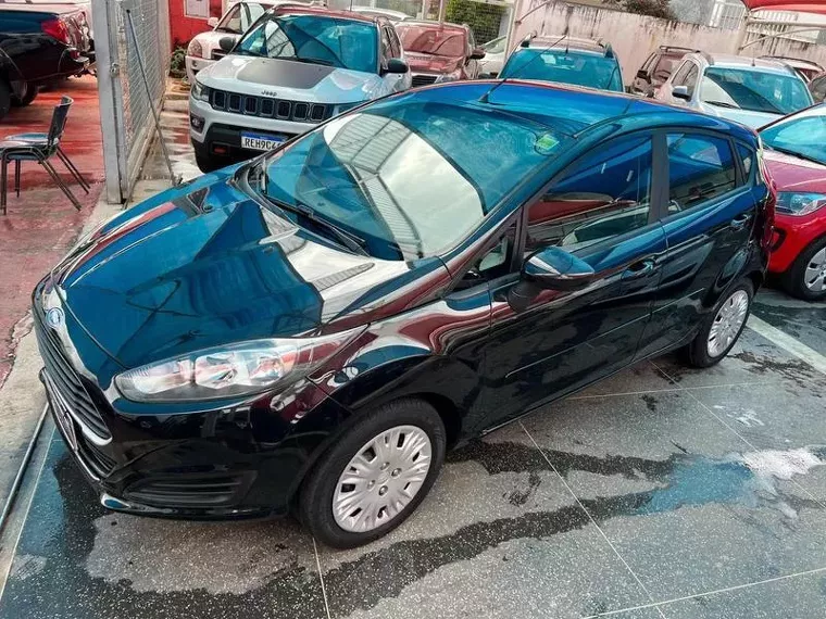 Ford Fiesta Preto 13