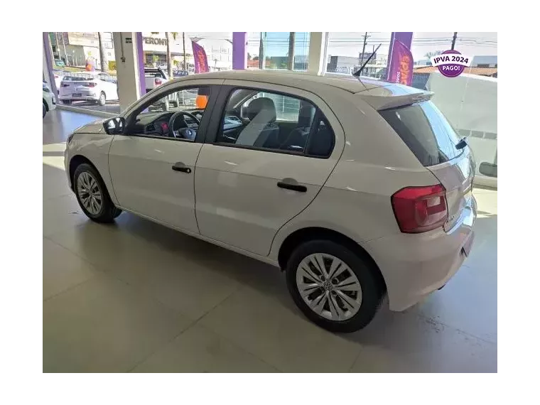 Volkswagen Gol Branco 3