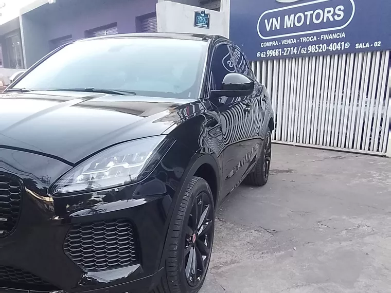 Jaguar E-pace  Preto 17