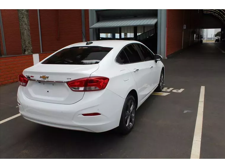 Chevrolet Cruze Branco 2