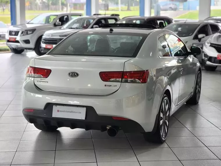 KIA Cerato Prata 2