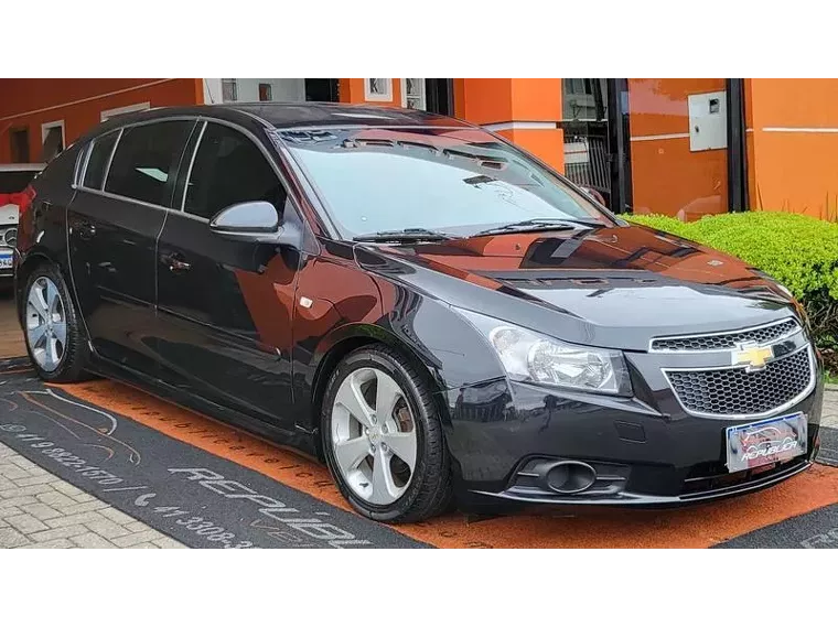 Chevrolet Cruze Preto 14