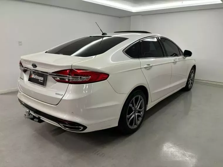 Ford Fusion Branco 4