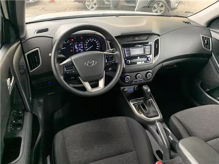 Hyundai Creta Branco 10