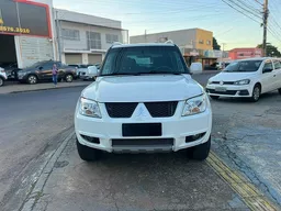 Mitsubishi Pajero TR4