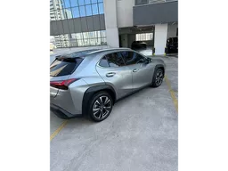 Lexus UX 250H