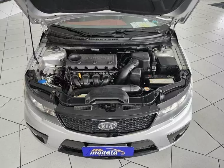 KIA Cerato Prata 18