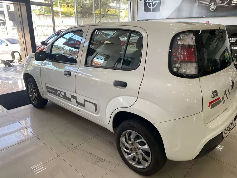 Fiat Uno Branco 15