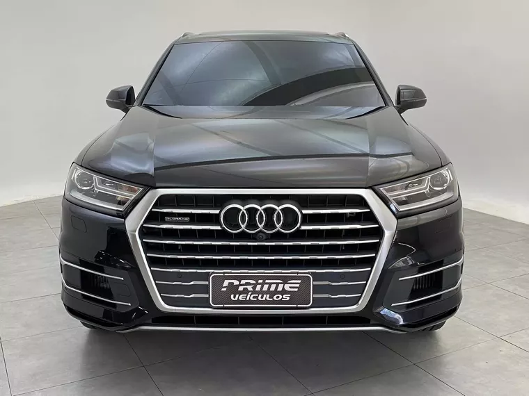 Audi Q7 Preto 6